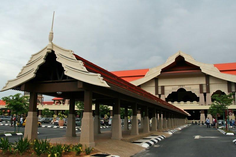 Lapangan Terbang Sultan Mahmud